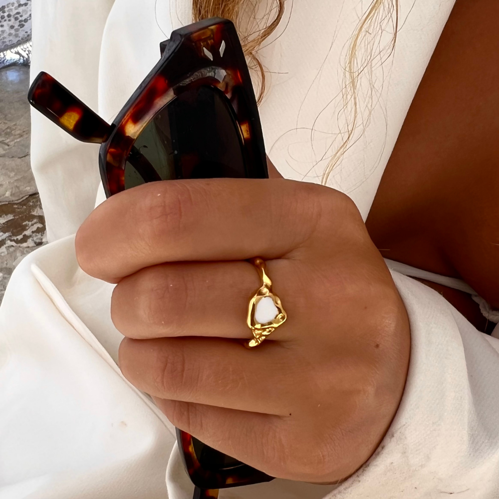 Heart Reef White Ring