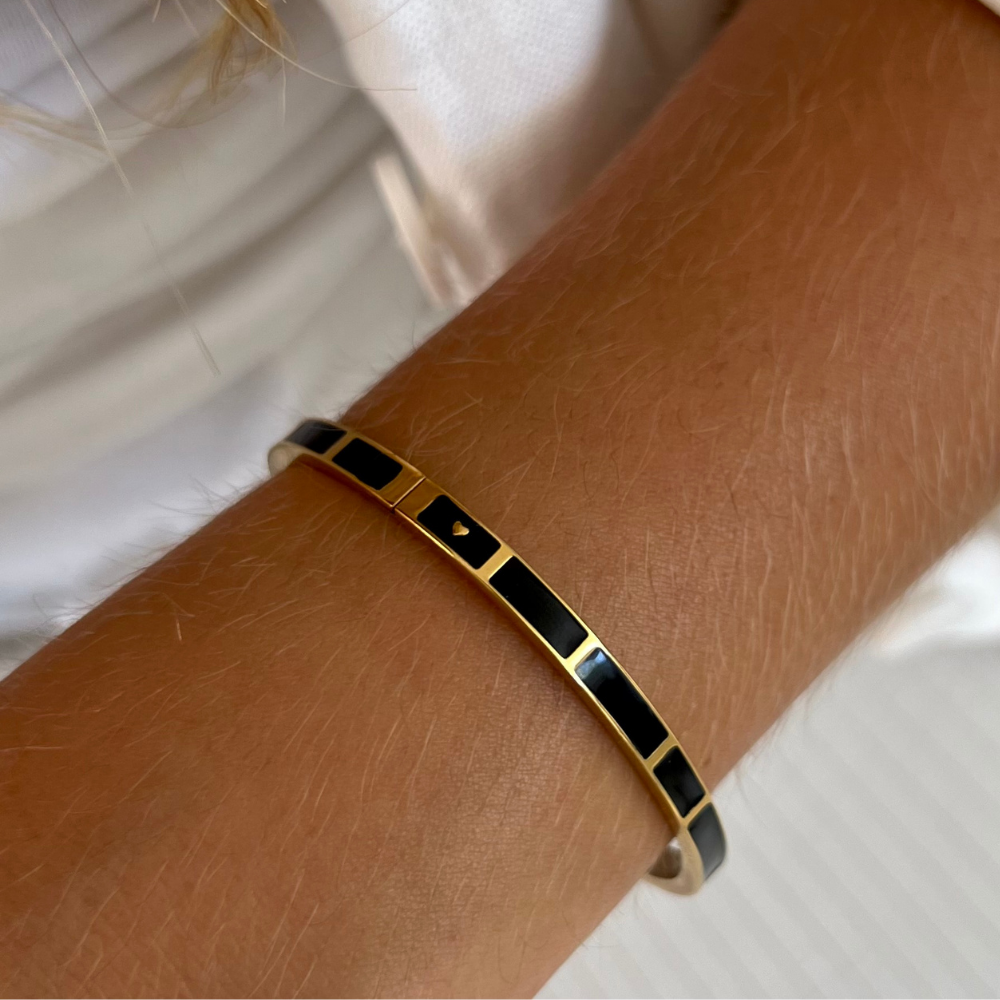 Black Jaguar Bangle
