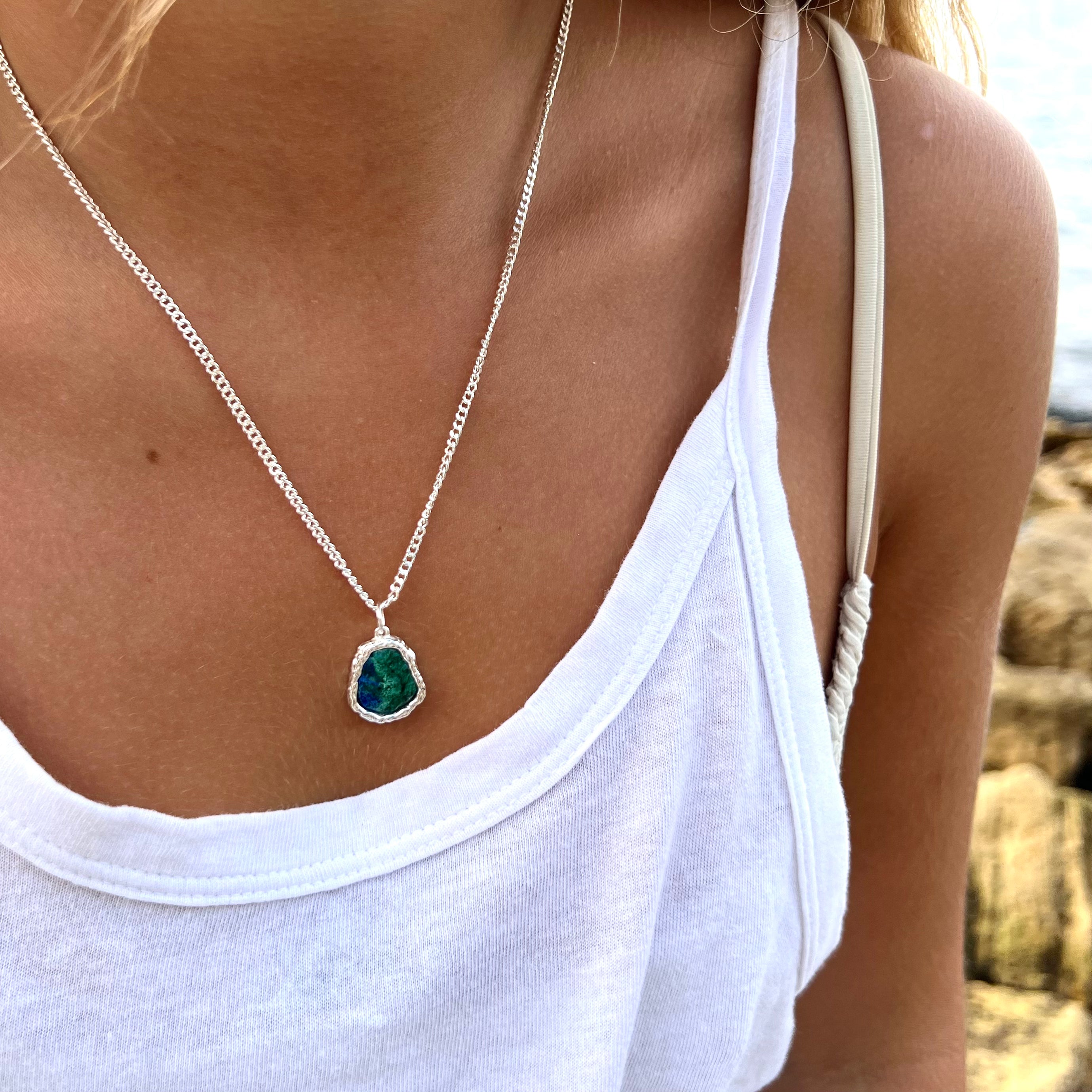 Flattering Lynx Necklace