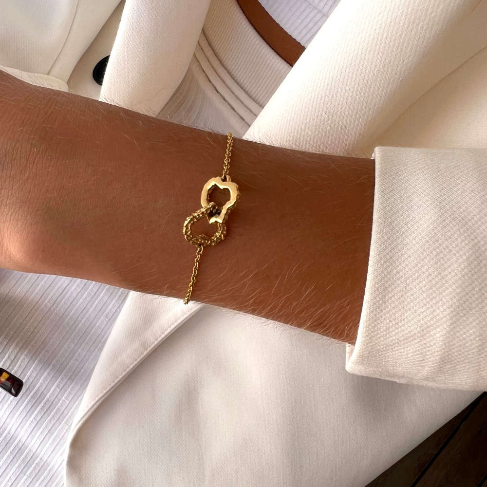 Hugging Heart Bracelet