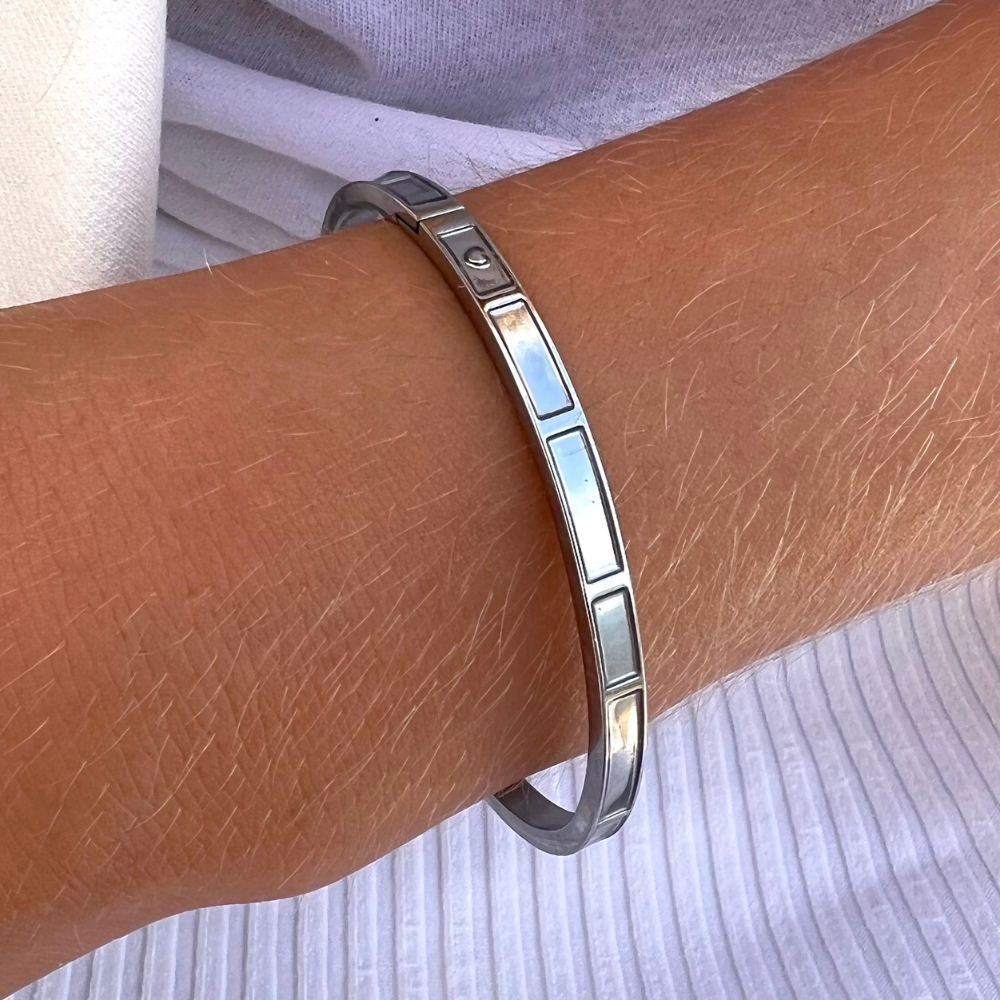Great White Shark Bangle